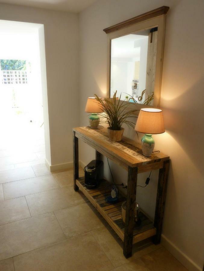 Villa Breeze Boutique Guest Rooms, Marbella Sitio de Calahonda エクステリア 写真