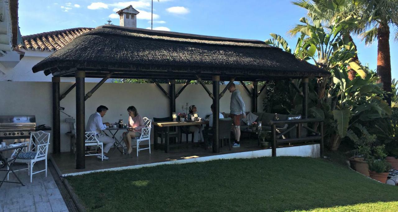 Villa Breeze Boutique Guest Rooms, Marbella Sitio de Calahonda エクステリア 写真