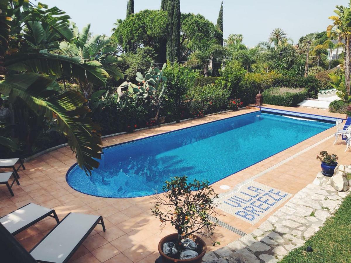 Villa Breeze Boutique Guest Rooms, Marbella Sitio de Calahonda エクステリア 写真
